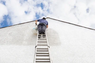 Peinture extérieure à Neuvilly — façades et ravalement